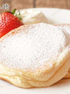 【影片】日式舒芙蕾鬆餅 Japanese Souffle Pancakes 的食譜成品照片