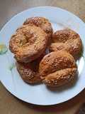Ψωμάκια τύπου bagels χωρίς μάγια