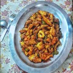 ভেজিটেবল ব্রেড উপমা (Vegetable bread upma recipe in bengali)-レシピのメイン写真