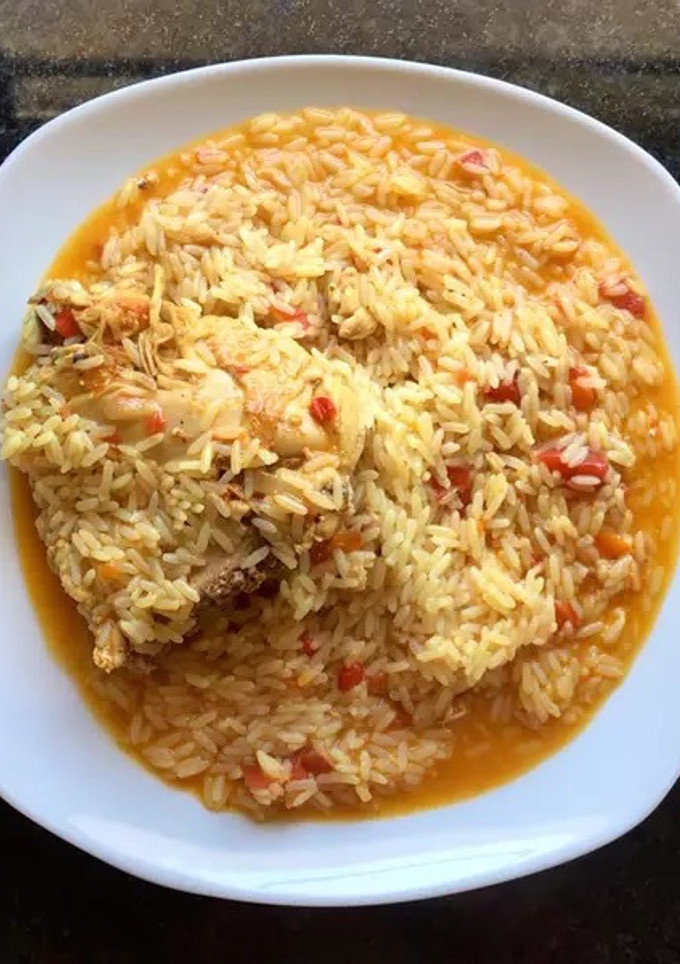 Una foto de Arroz con pollo