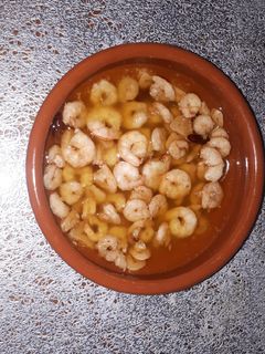 Una foto de Gambitas al ajillo