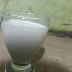 A picture of Refreshing sweet lassi.