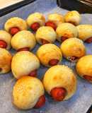 Bánh Mì Xúc Xích Mini