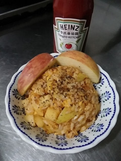 [亨氏番茄醬]果香茄汁黃金炒飯 的食譜成品照片