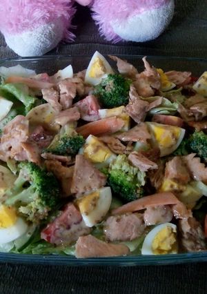 Foto resep Caesar Salad with Shredded Salmon