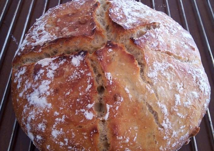 Pan en horno holandés Receta de Renata- Cookpad