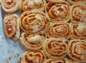 Pizzás csiga recept fotója
