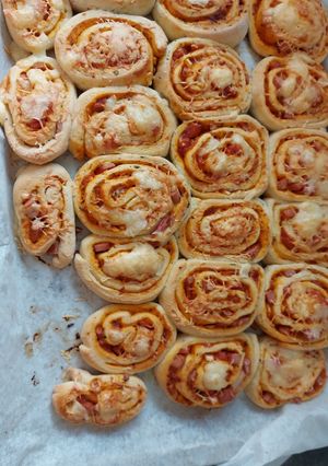 Pizzás csiga recept fotója