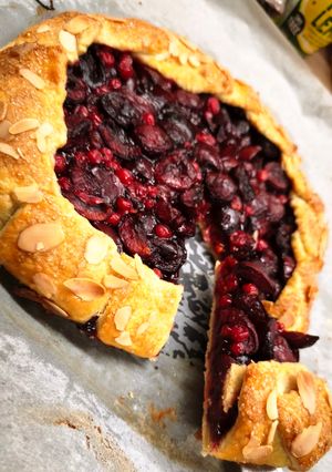 Cseresznyés galette recept fotója