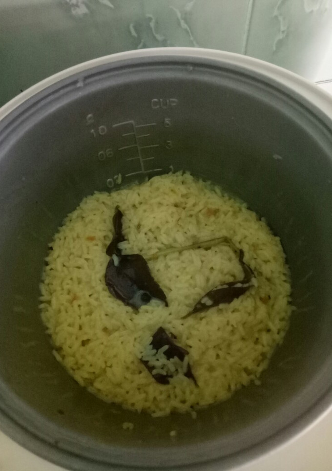 Foto resep Nasi kuning magic com
