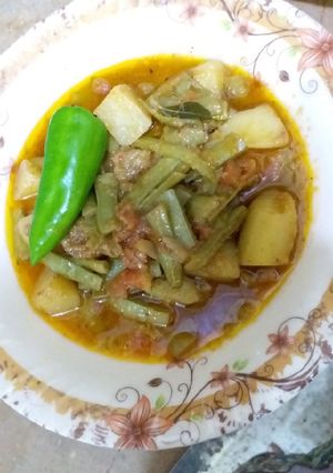 A picture of Guaar ka salan (cluster beans).