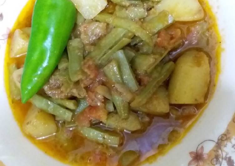 Recipe of Award-winning Guaar ka salan (cluster beans)