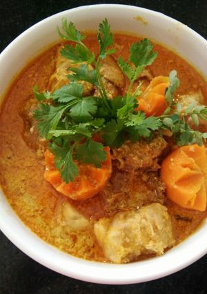 Hình của món Cari gà Thái.