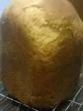 Pan de 2 harinas con huevo y leche. Máquina de pan.