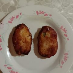 A picture of Aaloo tikki.