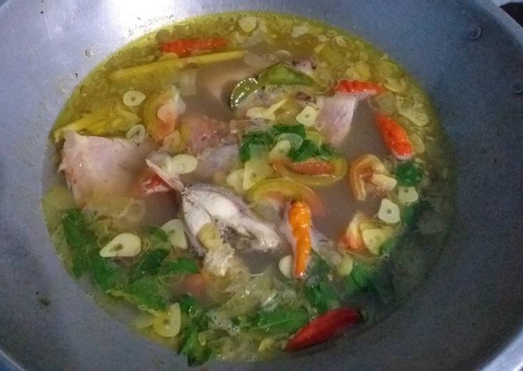 Cara Gampang Menyiapkan Sup Nila Asam Pedas yang Bisa Manjain Lidah
