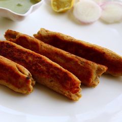 A picture of Chicken seekh kabab.