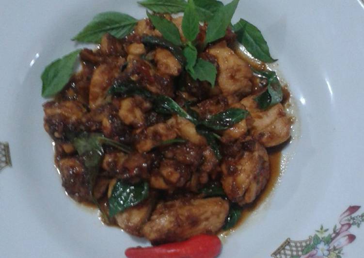 Pad Kra Pao Gai (Stir- Fry Chicken With Basil Leaf)#FestivalResepAsia#Thailand#Ayam
