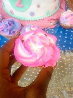 A picture of Simple Butter icing.