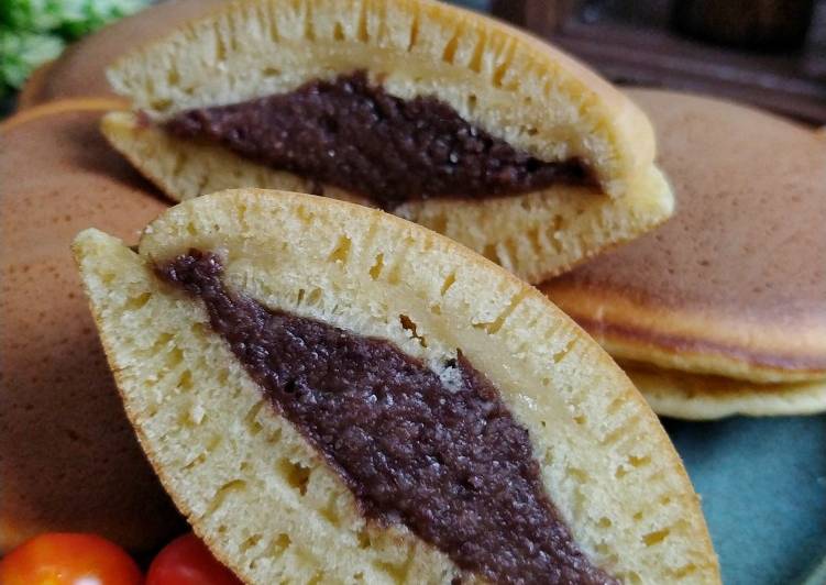 Resep Unik Dorayaki isi pasta anko Paling Enak