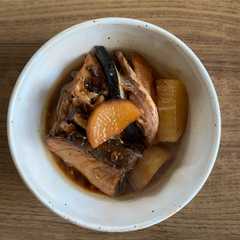 รูปของ Master Buri Daikon: 10-Min Pressure Cooker Recipe for Collagen-Rich Yellowtail