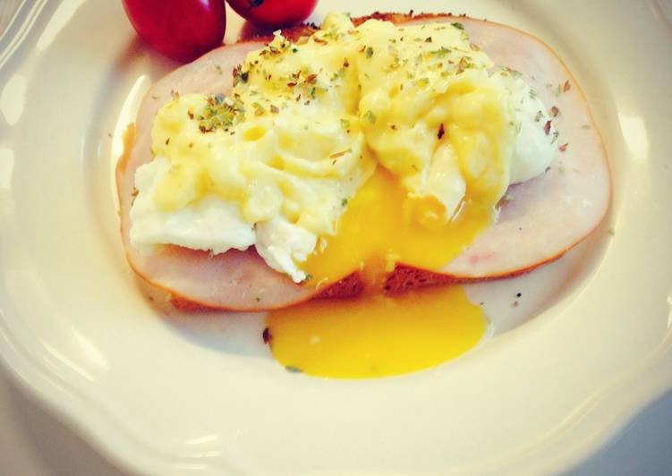 Eggs Benedict