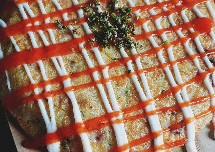 Cara Gampang Membuat Okonomiyaki yang Bikin Ngiler