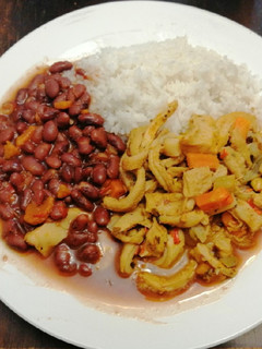 Una foto de Mondongo, Porotos y Arroz
