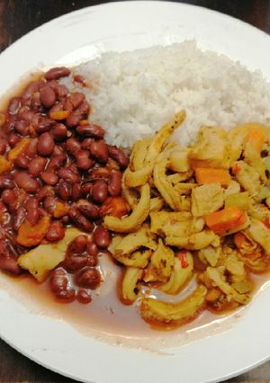 Una foto de Mondongo, Porotos y Arroz