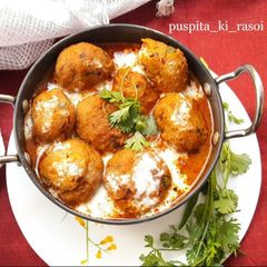 A picture of Raw banana kofta.