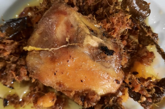 Bagaimana Menyiapkan Ayam goreng bumbu Sederhana Dan Enak