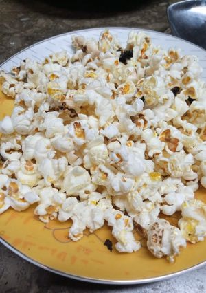 A picture of Salty popcorn.
