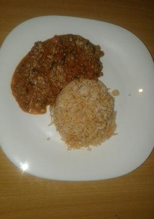 A picture of Minced meat and fried rice.