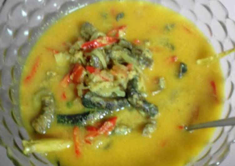 Resep masakan Belut Goreng Bumbu Kencur | Resep Bumbu Belut Goreng Bumbu Kencur Yang Sedap