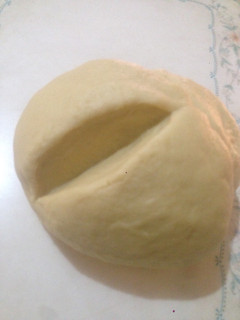 A picture of Doughnut dough.