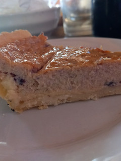 Una foto de Tarta de yogurt y arándanos