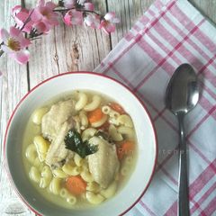 A picture of Chicken Soup with Macaroni.