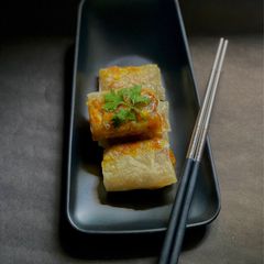 A picture of Chinese Pork Bamboo shoot Spring Rolls.