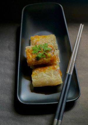 A picture of Chinese Pork Bamboo shoot Spring Rolls.