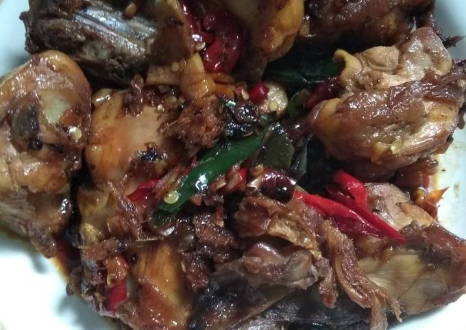 Ayam kecap cabai hijau