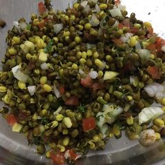 A picture of Sprouted moong salad.
