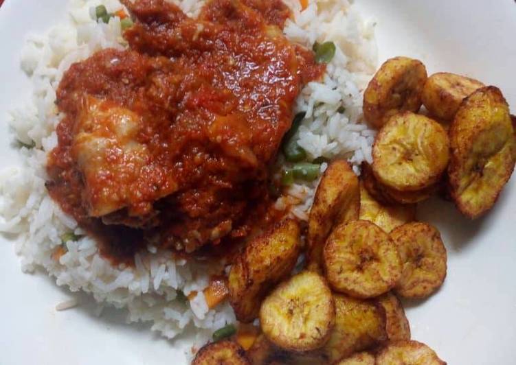 Vegetable rice with plantains