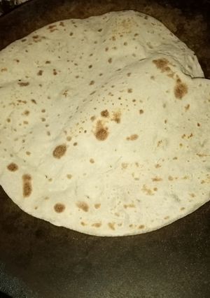 A picture of Mix chakki And fine ata roti.