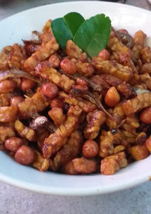 Foto resep Orek tempe manis daun jeruk