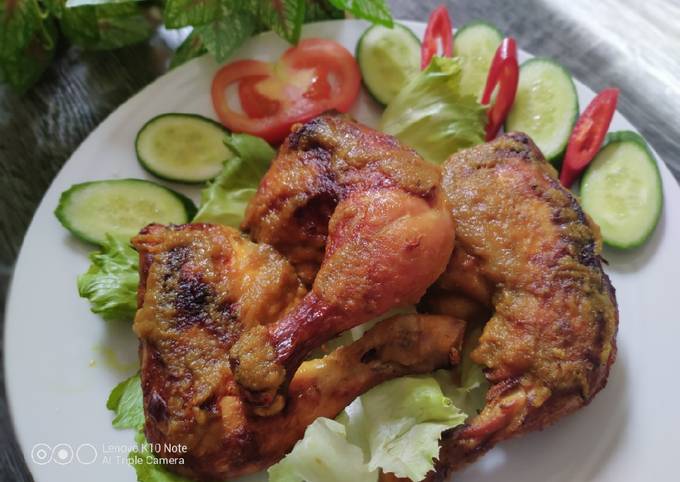 Resep Ayam  Panggang  Pedas  Bumbu  Kuning oleh Nora Azizah 