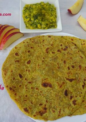 ஆப்பிள்-மிளகாய் பரோட்டா செய்முறை முக்கிய புகைப்படம்