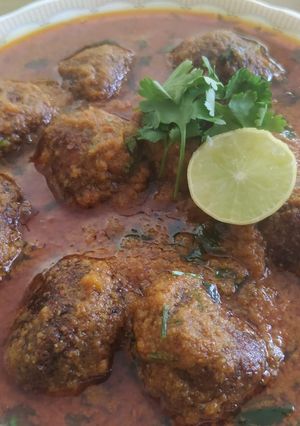 फूलगोभी कोफ्ता करी (phool gobhi kofta curry recipe in Hindi) रेसिपी मुख्य फोटो