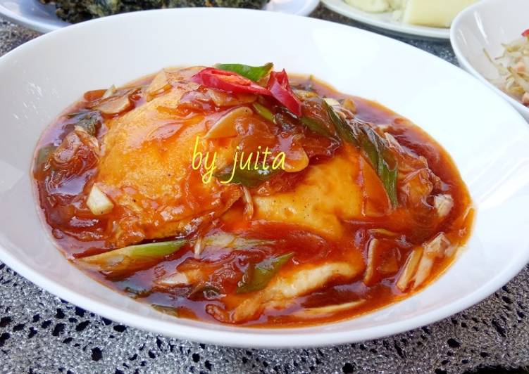 Telur ceplok asam manis