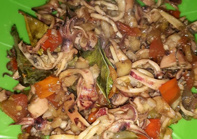 Resep Tumis Kering Cumi Asin Rawit, Lezat