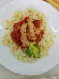 Fetuchinis con salsa de tomates secos y pollo